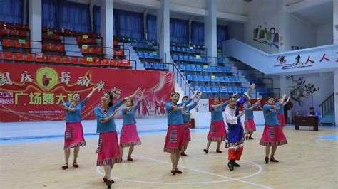 新疆温宿县举办“舞动新时代”广场舞大赛_阿克苏新闻网