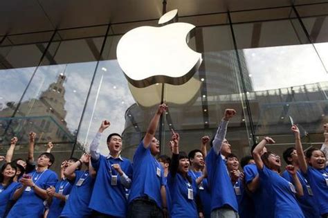 库克：不担心苹果在中国表现 iPhone不会被针对__财经头条