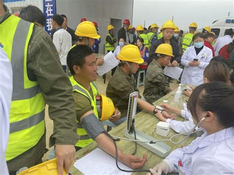贵州工程公司 基层动态 盘江普定电厂项目部组织一线员工体检活动