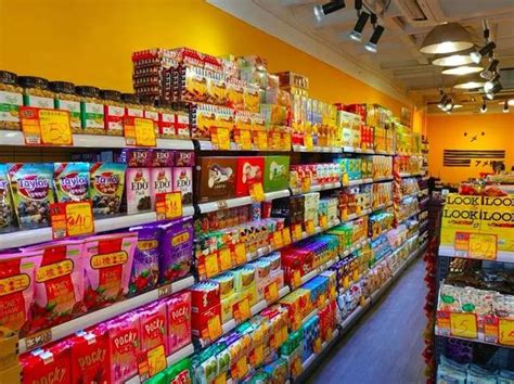 香港超市必买12种零食清单！有吃有喝还能当伴手礼|维他奶|超市|零食_新浪新闻