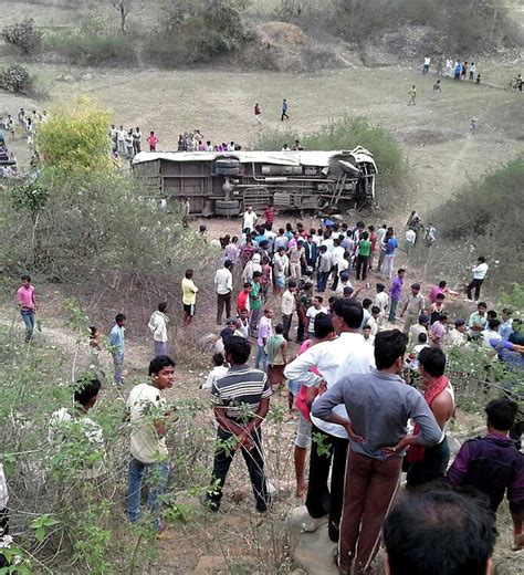 印度大巴与卡车相撞 至少致20人死亡 - 2015年6月26日, 俄罗斯卫星通讯社