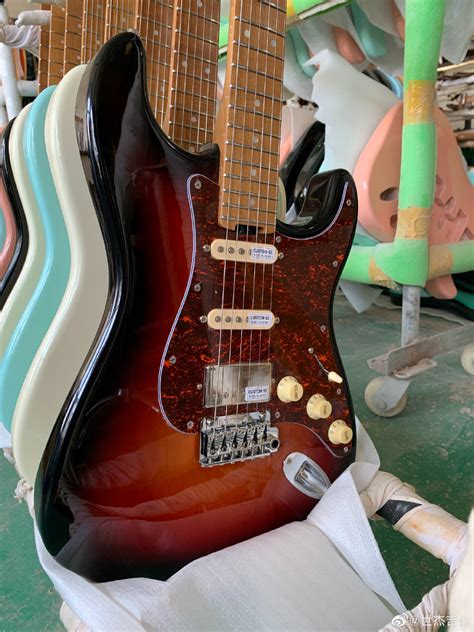 Shijie Stratocaster SSH Canadian Maple and Ash Neck