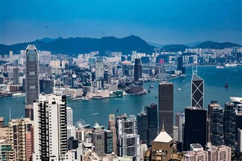 香港与内地正式实施首阶段“通关” - 当代先锋网 - 政能量
