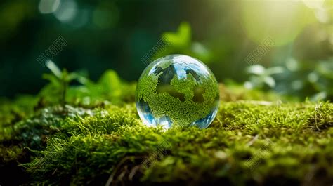 绿色草地上的透明水晶球地球概念绿色环保拯救地球环保ai绘画 - 觅知网