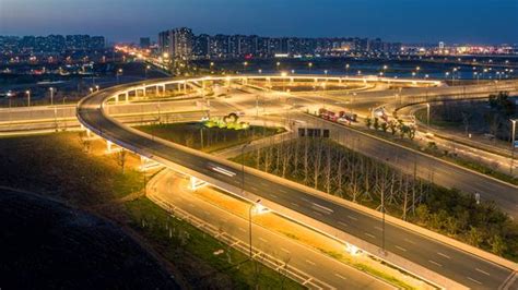 龙蟠河及滁州大道沿线夜景效果显现_滁州市重点工程建设管理处