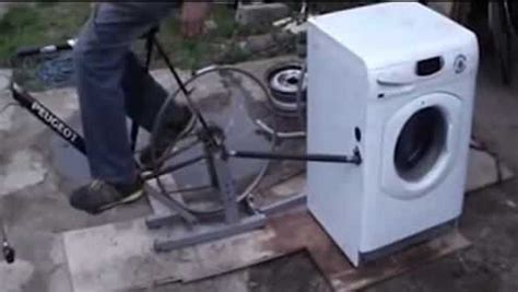 破旧的洗衣机别再扔了，发明自行车洗衣机，50元造一台！_腾讯视频