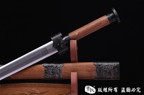 纯钧剑图片