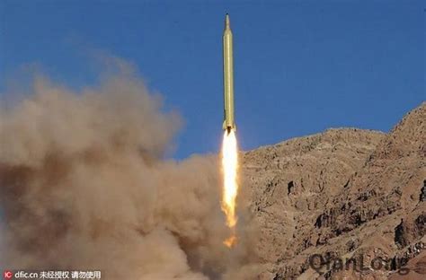 伊朗中程导弹打满全程，飞行1800公里摧毁目标，剑指美第五舰队__凤凰网