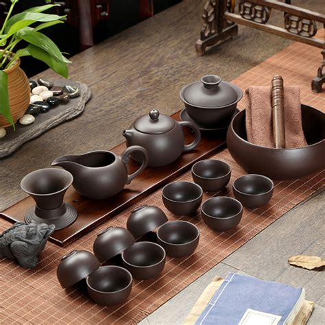坭兴陶茶具该怎么使用-钦州陶花岛陶艺有限公司