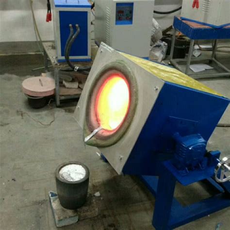 中频熔炼炉熔炼过程