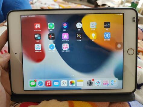 Apple/苹果 二手平板电脑 iPad 2020 10.2英寸 ipad8 99新 2020款 国行零售机 店保（换全新电池） 128G ...