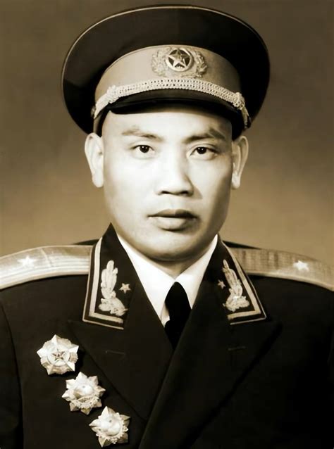 叶建民：广州军区原副司令，55年授少将衔，80岁去世，儿子中将衔