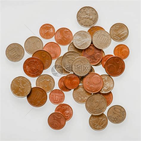 欧元硬币高清摄影大图-千库网