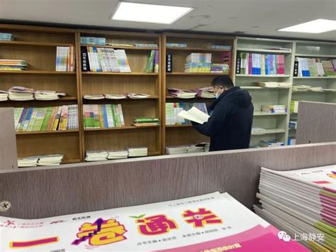 暑期书店现场：初一数学书十天卖出近五千本-吉网（中国吉林网）