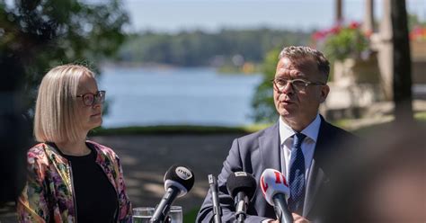 ÜLEVAADE Soome paremvalitsuse töörahu lõhuvad kuhjuvad rassismiskandaalid