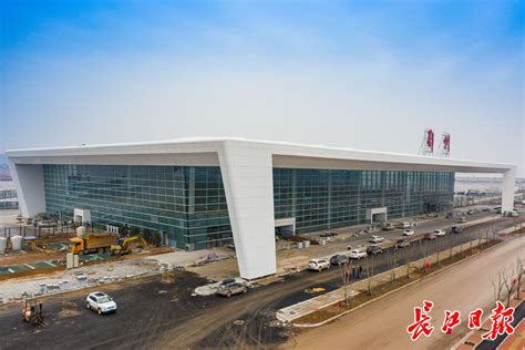 我国首个专业货运机场湖北鄂州花湖机场即将投用