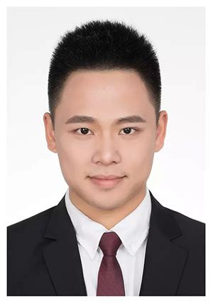 男士证件照图片