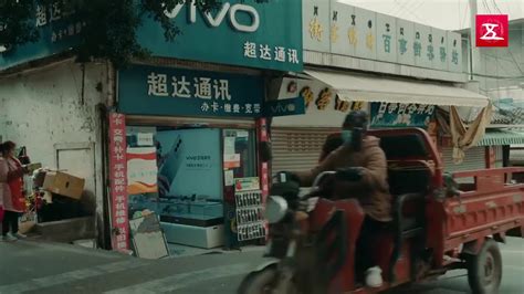 四川凉山短视频《天空来客》在第十三届北京国际电影节上获得一等奖_手机新浪网