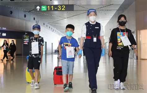 哈尔滨机场迎来无人陪伴儿童高峰-中国民航网