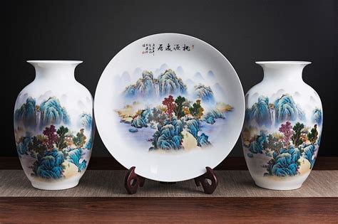 景德镇陶瓷世家第四代传承人瓷艺作品展在浙图展出_杭州网