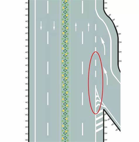 高速公路出口的三角区可以压线吗