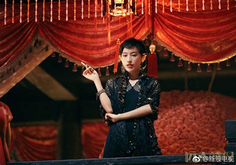 《远大前程》十三太保中唯一的“女太保”小阿俏了解一下旗袍搭配复古