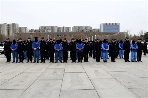 破获部督特大网黑专案 淄博周村警方举行抓捕组凯旋迎接仪式！