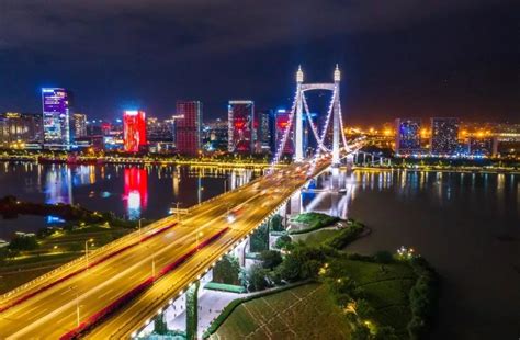 晋安鼓山大桥亮灯 作为福州市夜景提升的重要点位 _ 晋安动态 _ 晋安区人民政府门户网站