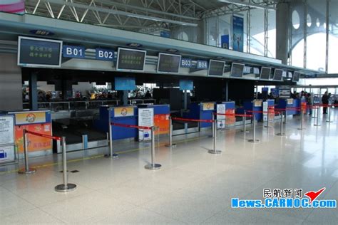 国航发布首都机场T2出行指南_柜台