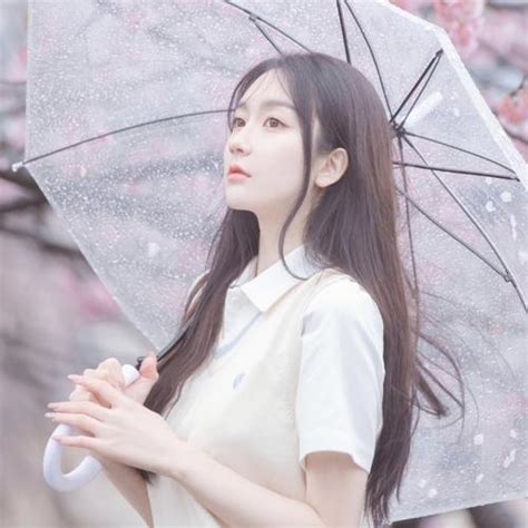 安静女生头像温柔霸气