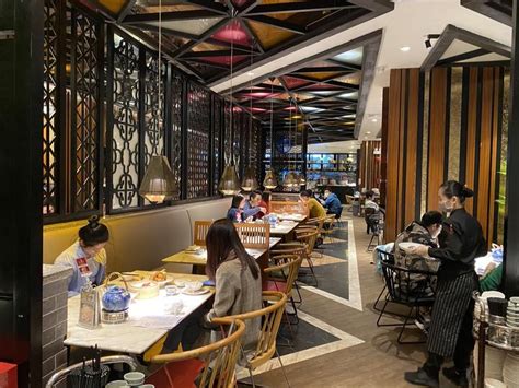 广东餐饮业恢复堂食首日：陶陶居被紧急叫停，极少数餐厅开放接待|界面新闻