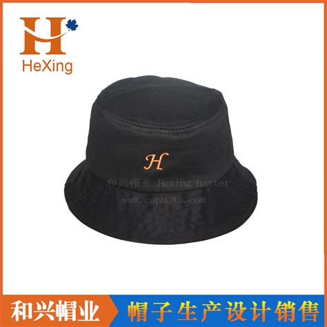 深圳和兴帽子厂经营范围：运动帽子订做，运动帽子定制，定做运动帽子，运动帽子厂家等帽子系列产品。
