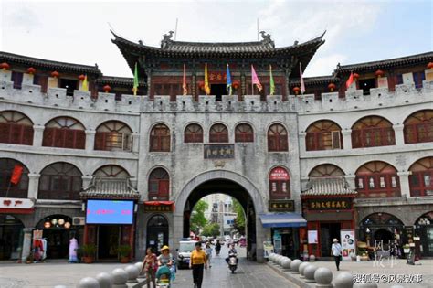 2024丽景门，在洛阳的老城区里，也是必来的景点之一了。门票是免费的。丽景门的城门非常的高，城墙呈椭圆形_丽景门景区-评论-去哪儿攻略