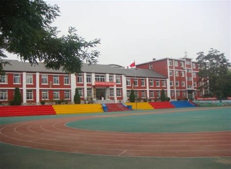 2014年实时南京栖霞区小学及对应中学学区划分-南京房天下