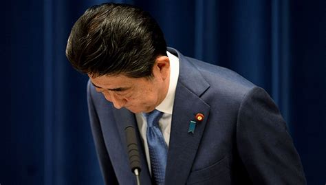 影像回顾：安倍晋三，日本历来连续在任时间最长首相_凤凰网视频_凤凰网
