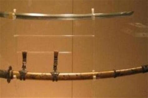 世界十大军刀, 最后一款被禁用 – 三只熊名刀网