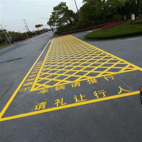 彩虹道路标线-彩虹道路标线施工-上海梦昊交通设施工程有限公司