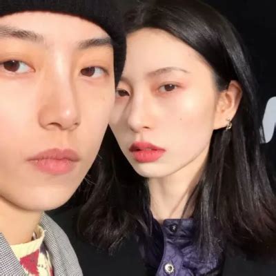 情侣头像女生高贵温柔
