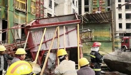 河北衡水施工升降机折断致11死2伤 周边多个工地已停工_图片_中国小康网