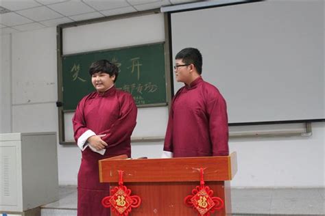 扬东相声社举办“笑口常开”相声专场活动-长江大学武汉校区