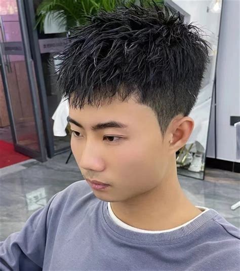 摩根烫发型图片