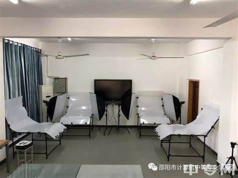 邵阳市计算机学校党员志愿者全力做好核酸采样工作 华声在线邵阳频道