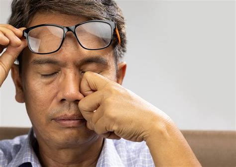 眼睛干涩易流泪 如何有效改善干眼症？_现代健康网