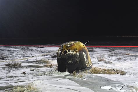 嫦娥五号返回器安全着陆_海口网