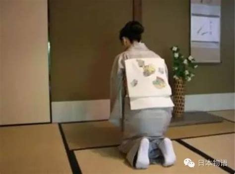 日本女人为何总是跪着服务_新闻_腾讯网