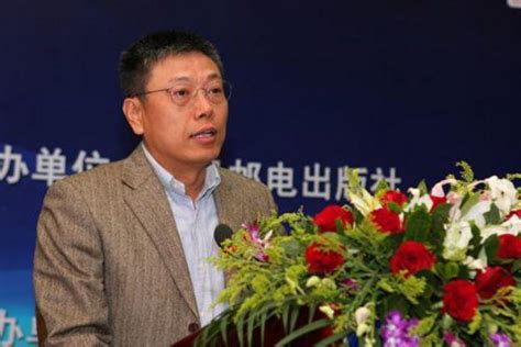 中国电信总经理李正茂发布科技创新行动规划-新华网