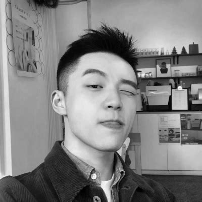 非主流自恋男生头像