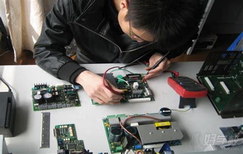 电子电路板维修 工业电路板维修 印刷机电路板维修|深圳市富吉顺电子科技有限公司|CNC维修