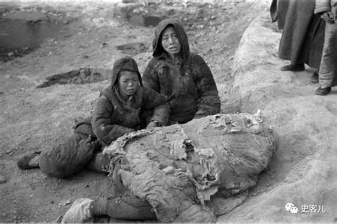 1946年的湖南大饥荒，老照片记录下的饿殍遍野-搜狐大视野-搜狐新闻