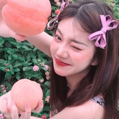 温柔且理性头像女生